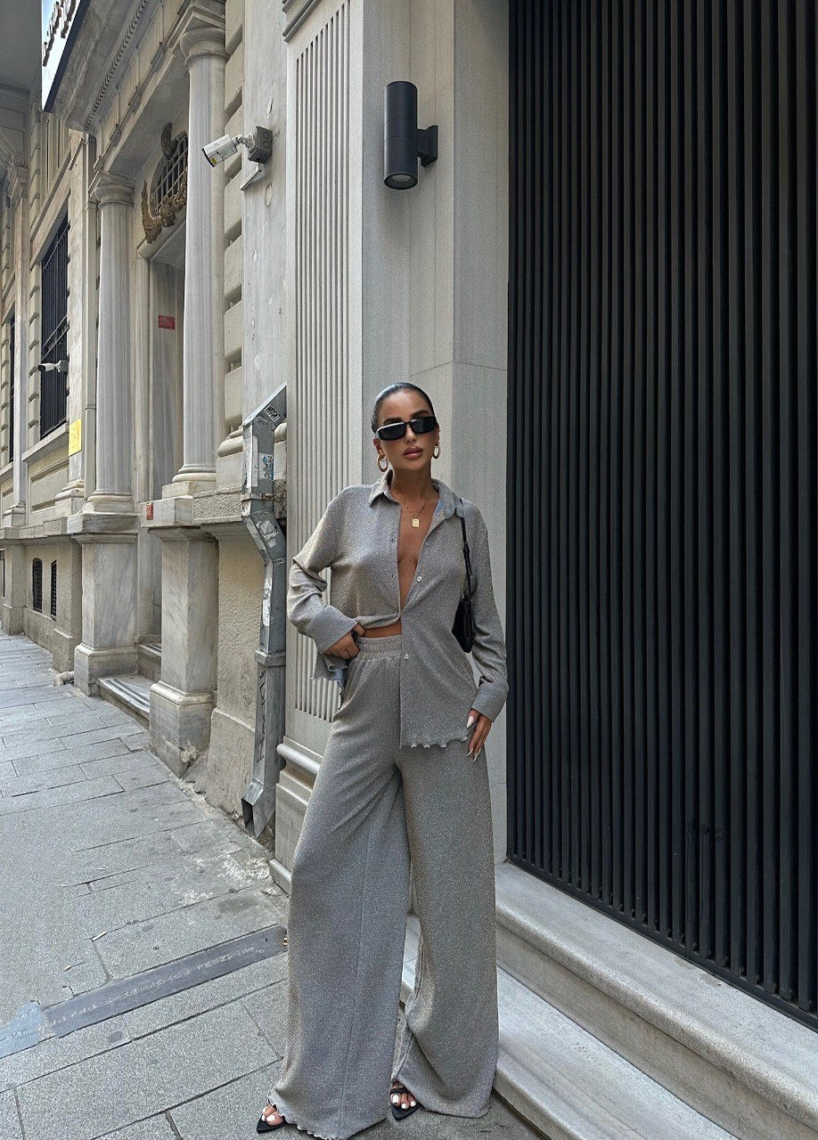 NOA SUIT