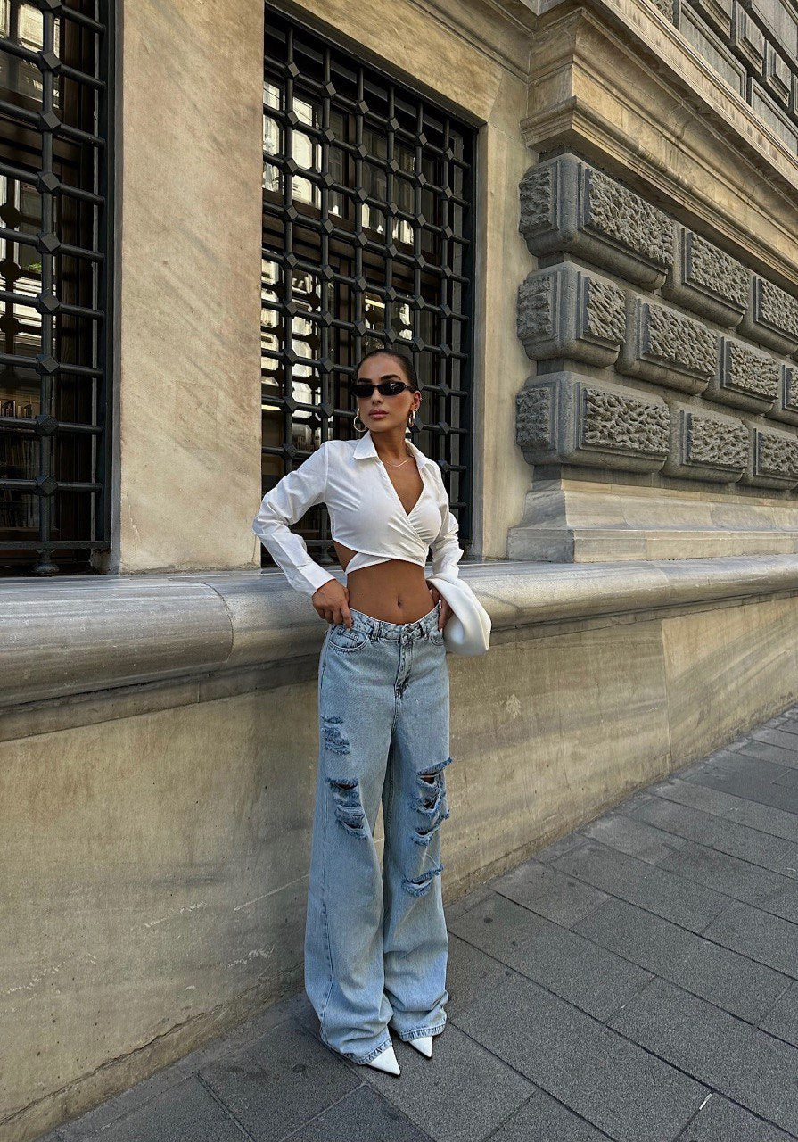 RIPPED DENIM JEANS