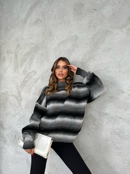 MIA SWEATER