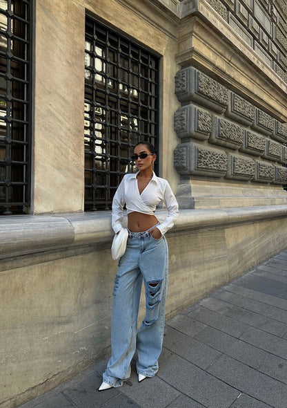 RIPPED DENIM JEANS