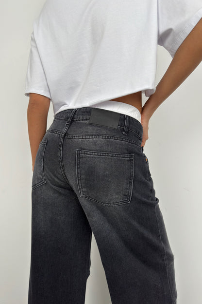 DENIM LOW WAIST JEANS (ZWART)